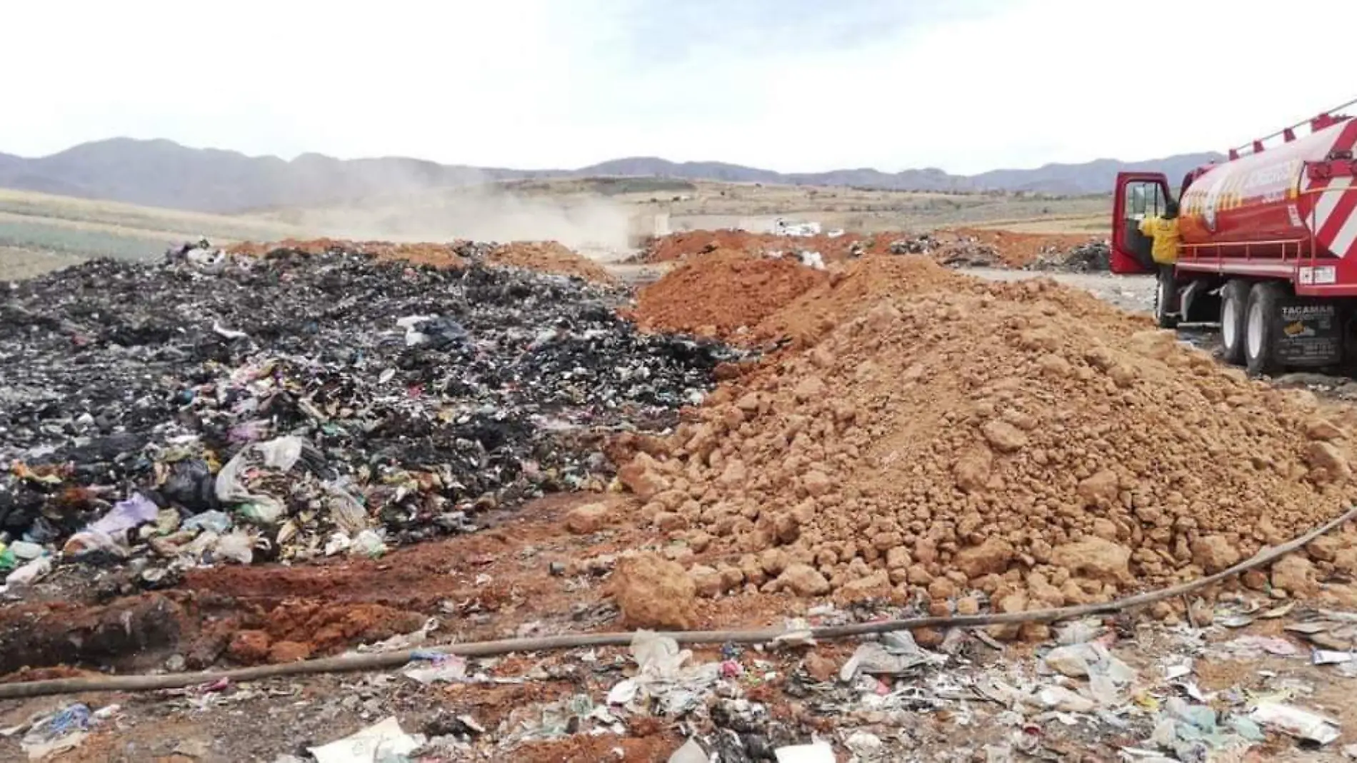 Incendio en vertedero de Etzatlán